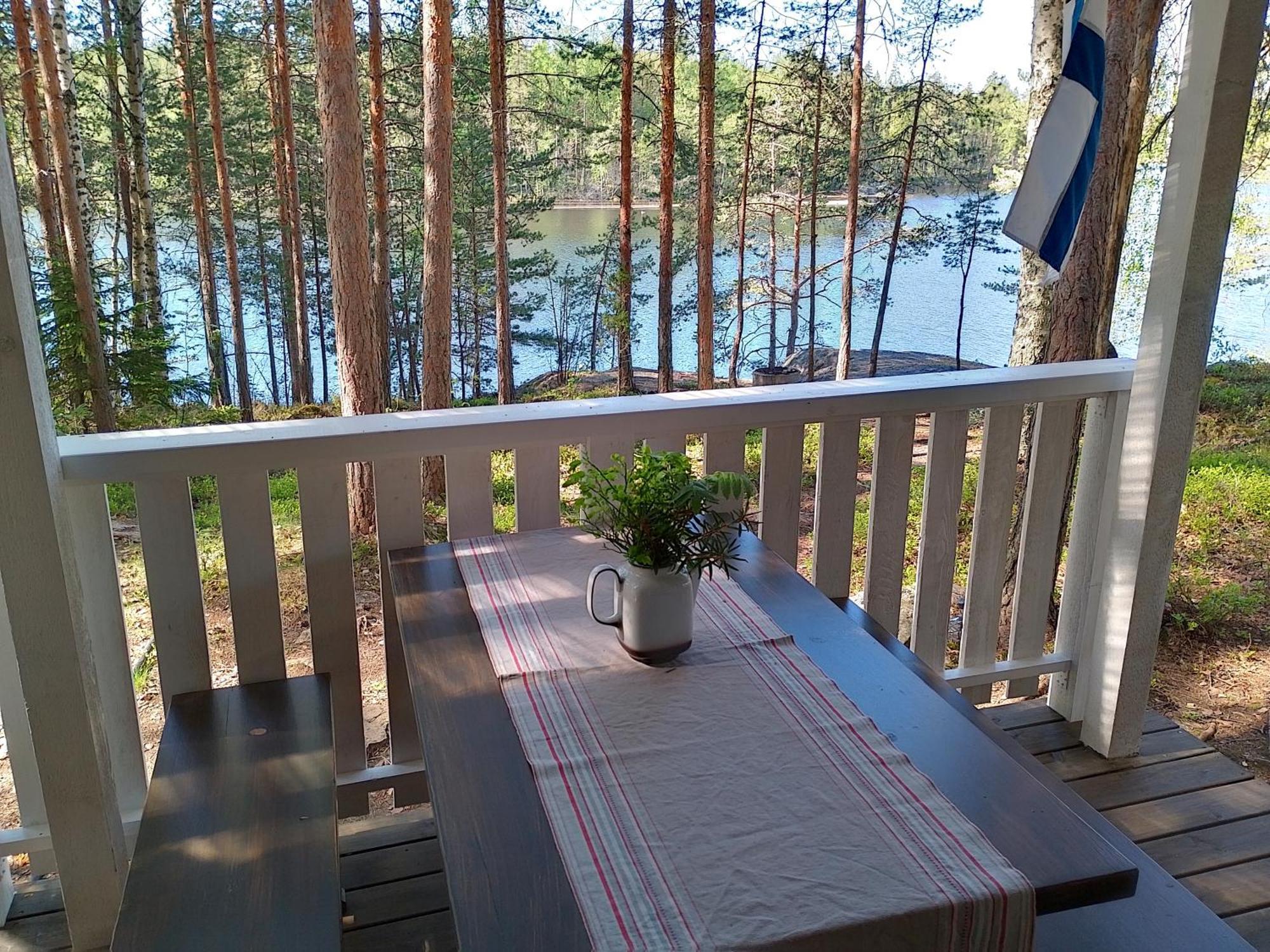 Kalliomoekki Puumala Luaran gambar